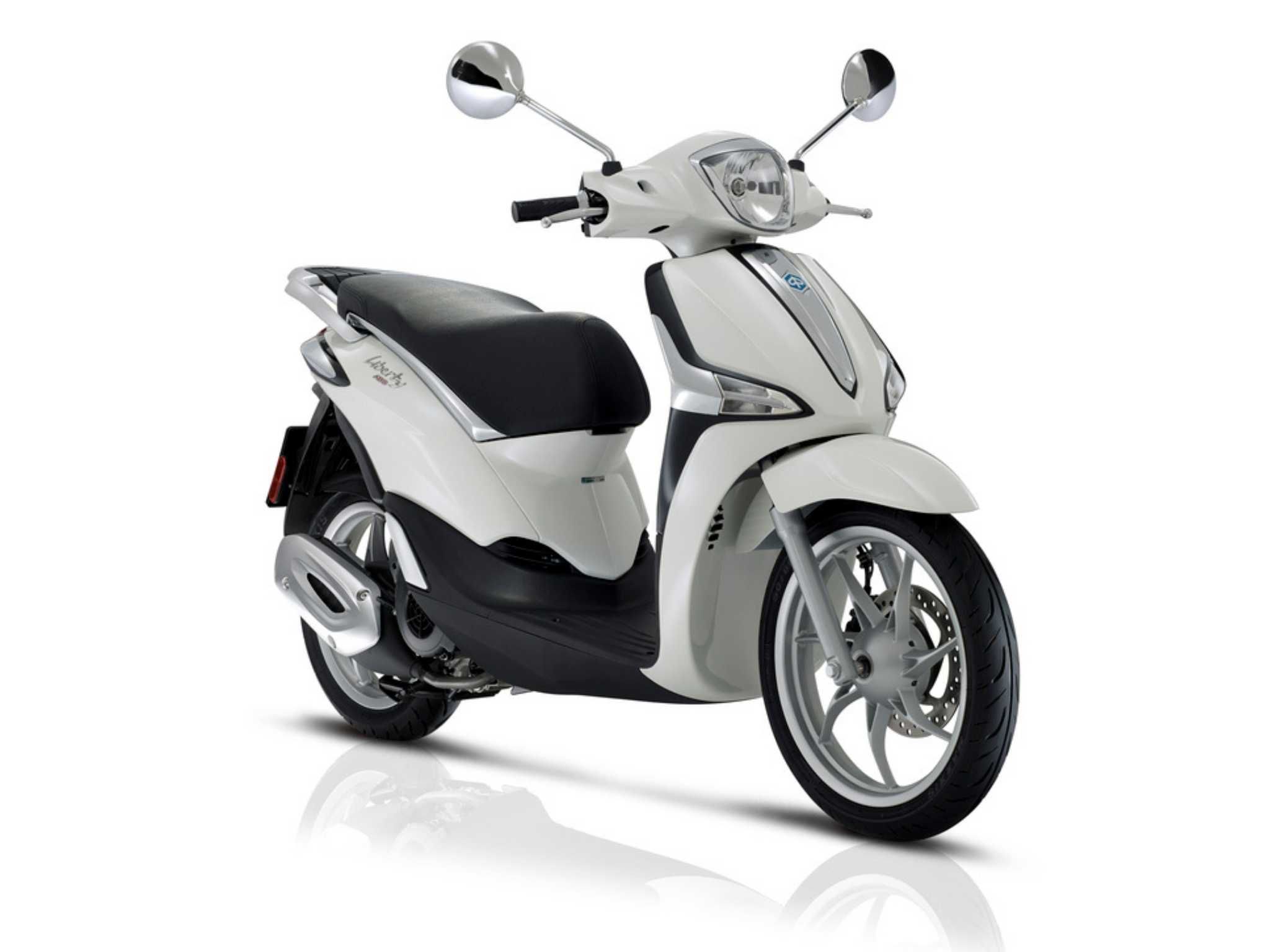 PIAGGIO LIBERTY 125 BLANCA E5
